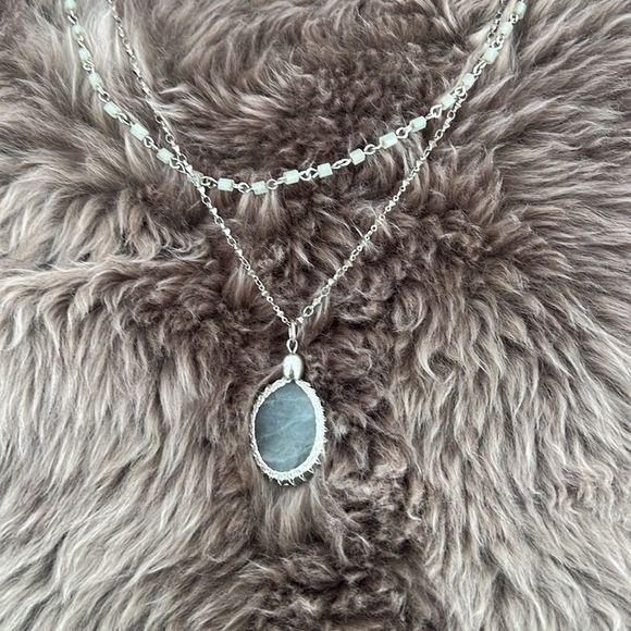 Banana Republic Double Chained, Jewel Necklace - Picture 3 of 5